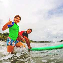 DOMINICAL SURF AND TOUR